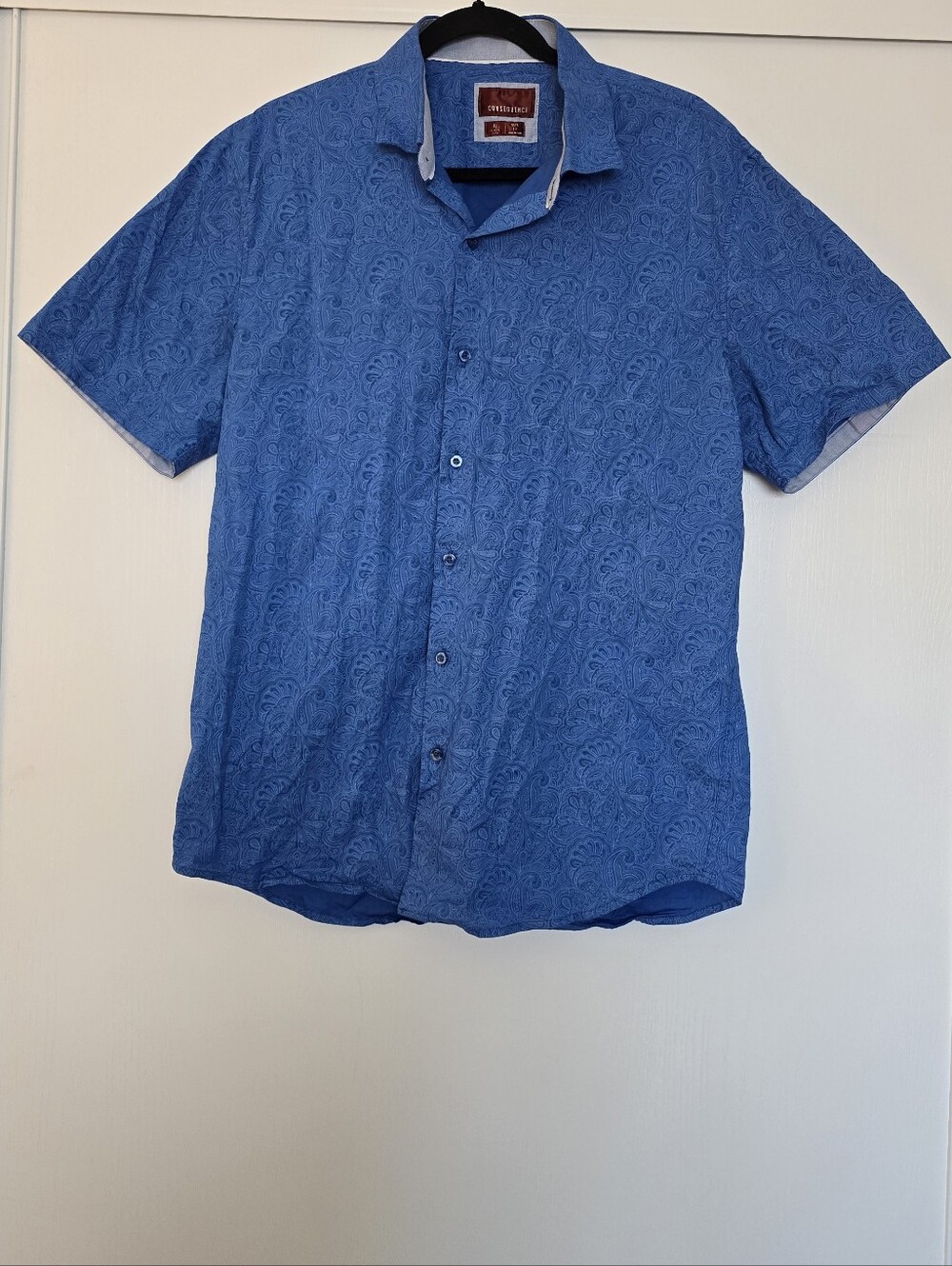 Consequence - Men's Blue Paisley Slim-Fit Short-Sleeve Button Down Shirt